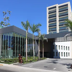 Inn&suites - Marina&golf, An Ihg Puerto Vallarta